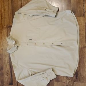 Mens Woolrich beige button down shirt size XL